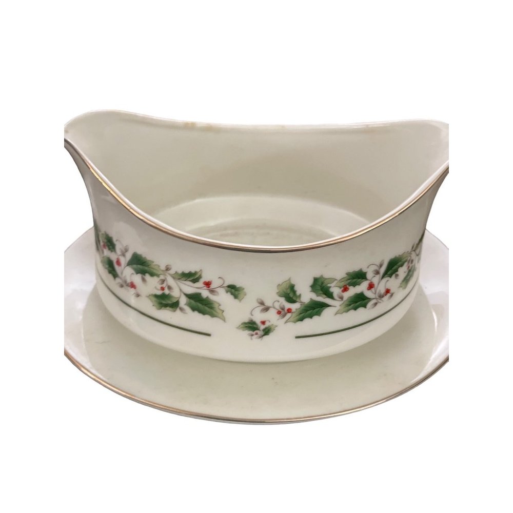 Porcelain wave gravy boat with attached saucers - Picture 3 of 5